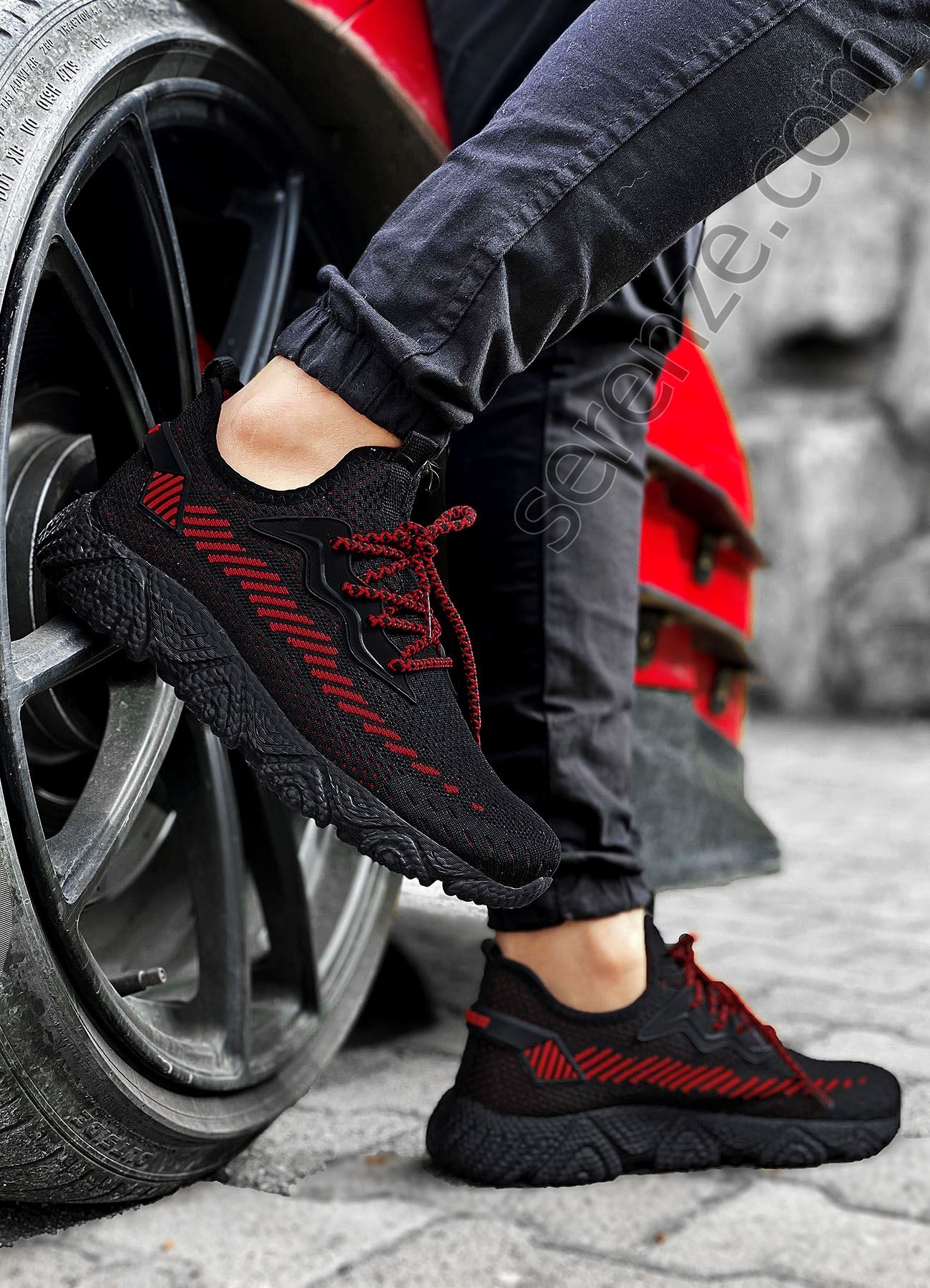 Siyah Kırmızı Piton Triko Süper Soft Erkek Spor Ayakkabı
