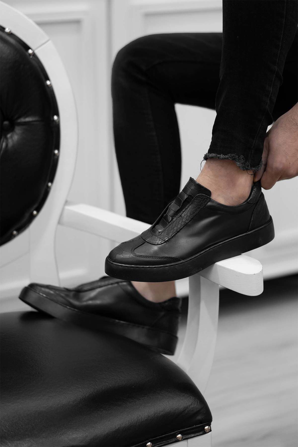 Siyah Hakiki Deri Yılan Desen Erkek Klasik Ayakkabı