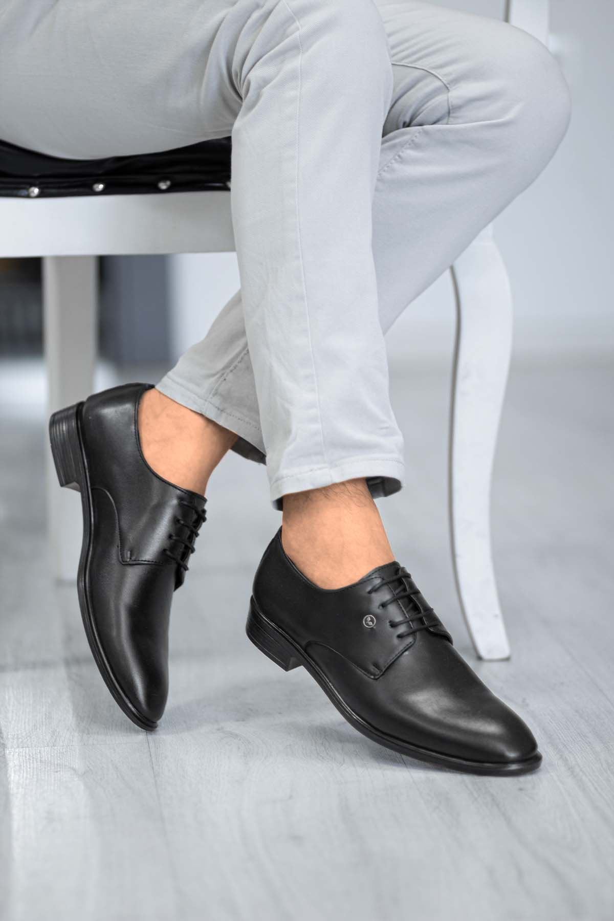 Siyah Arma Detay Erkek Klasik Ayakkabı