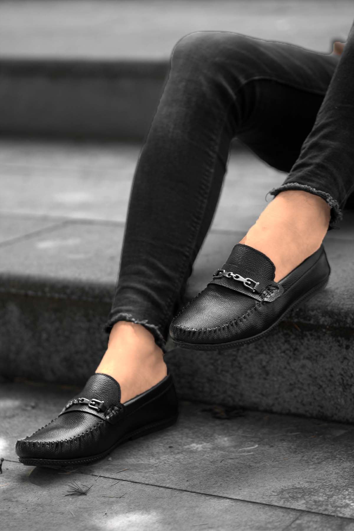 Siyah Metal Detay Erkek Loafer Ayakkabı