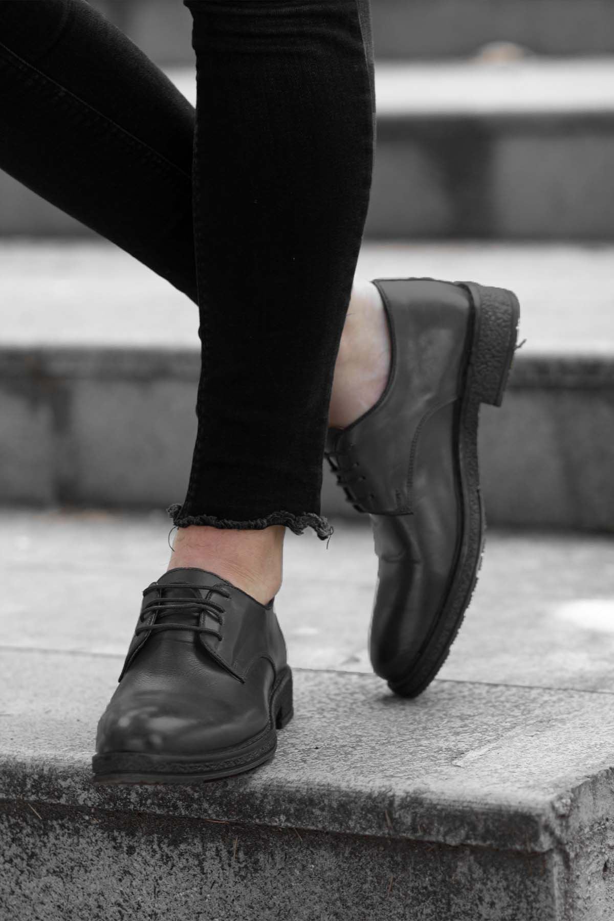 Siyah Hakiki Deri Desen Taban Erkek Klasik Ayakkabı