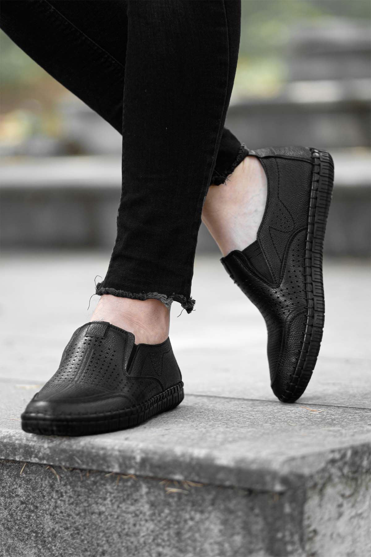 Siyah Hakiki Deri Erkek Klasik Çarık Ayakkabı