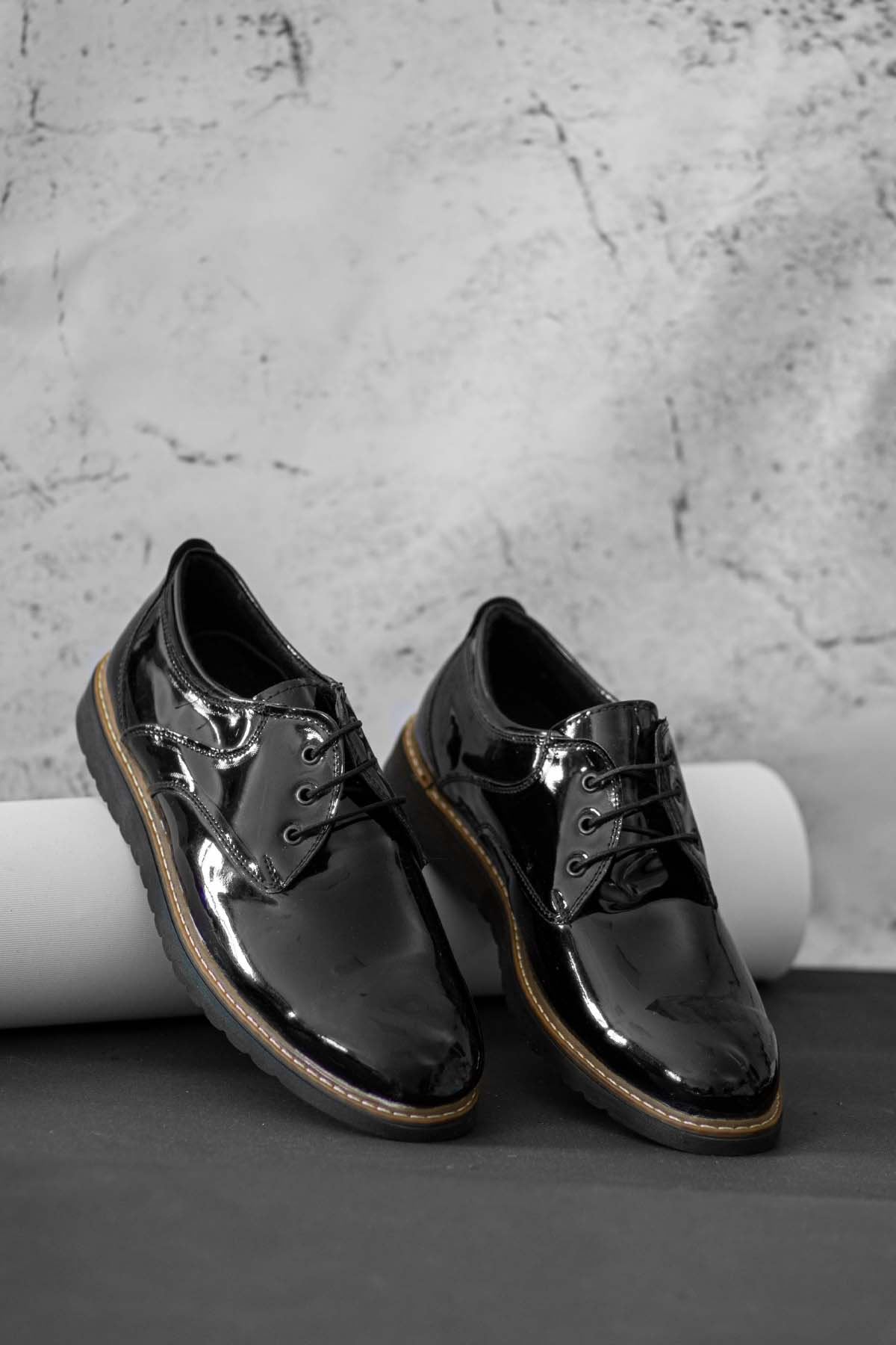 Siyah Erkek Rugan Klasik Ayakkabı