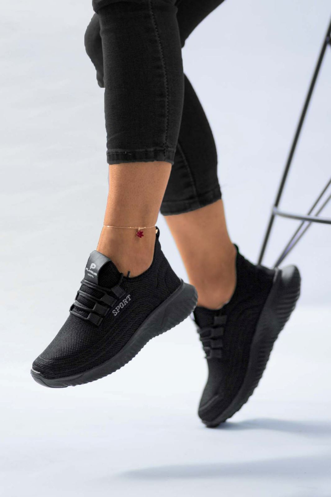 Siyah Yazlık Kadın Triko Spor Ayakkabı