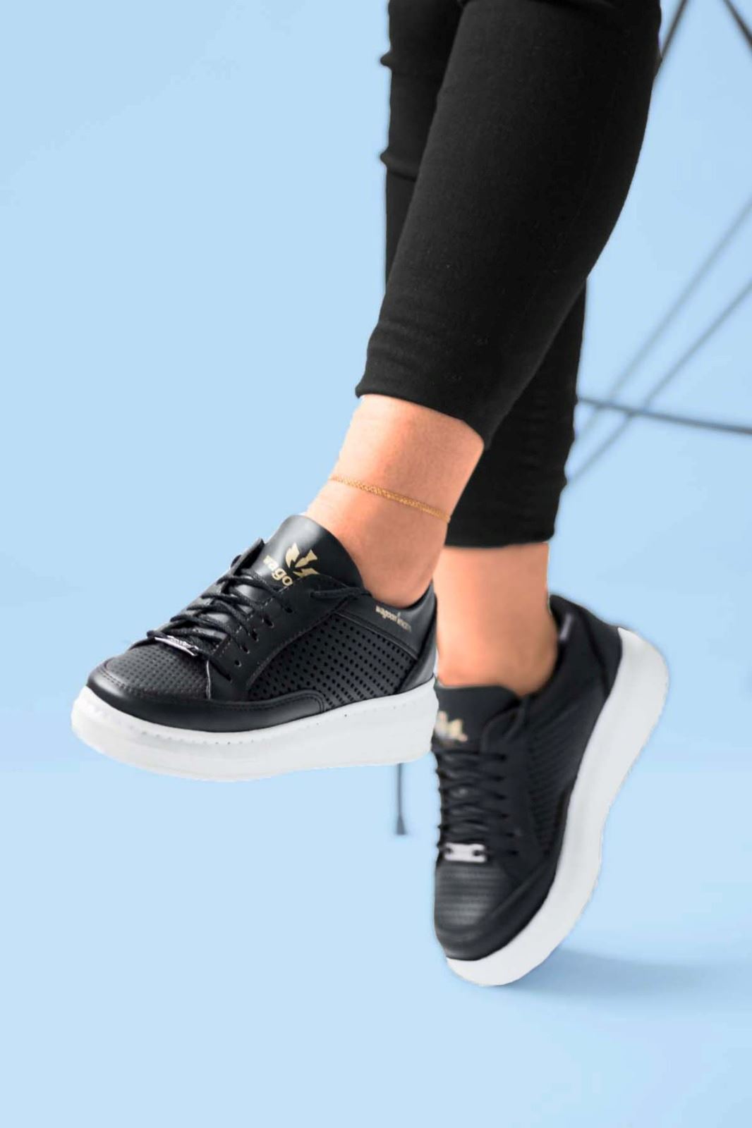 Delikli Model Yüksek Taban Siyah Yazlık Kadın Spor Ayakkabı