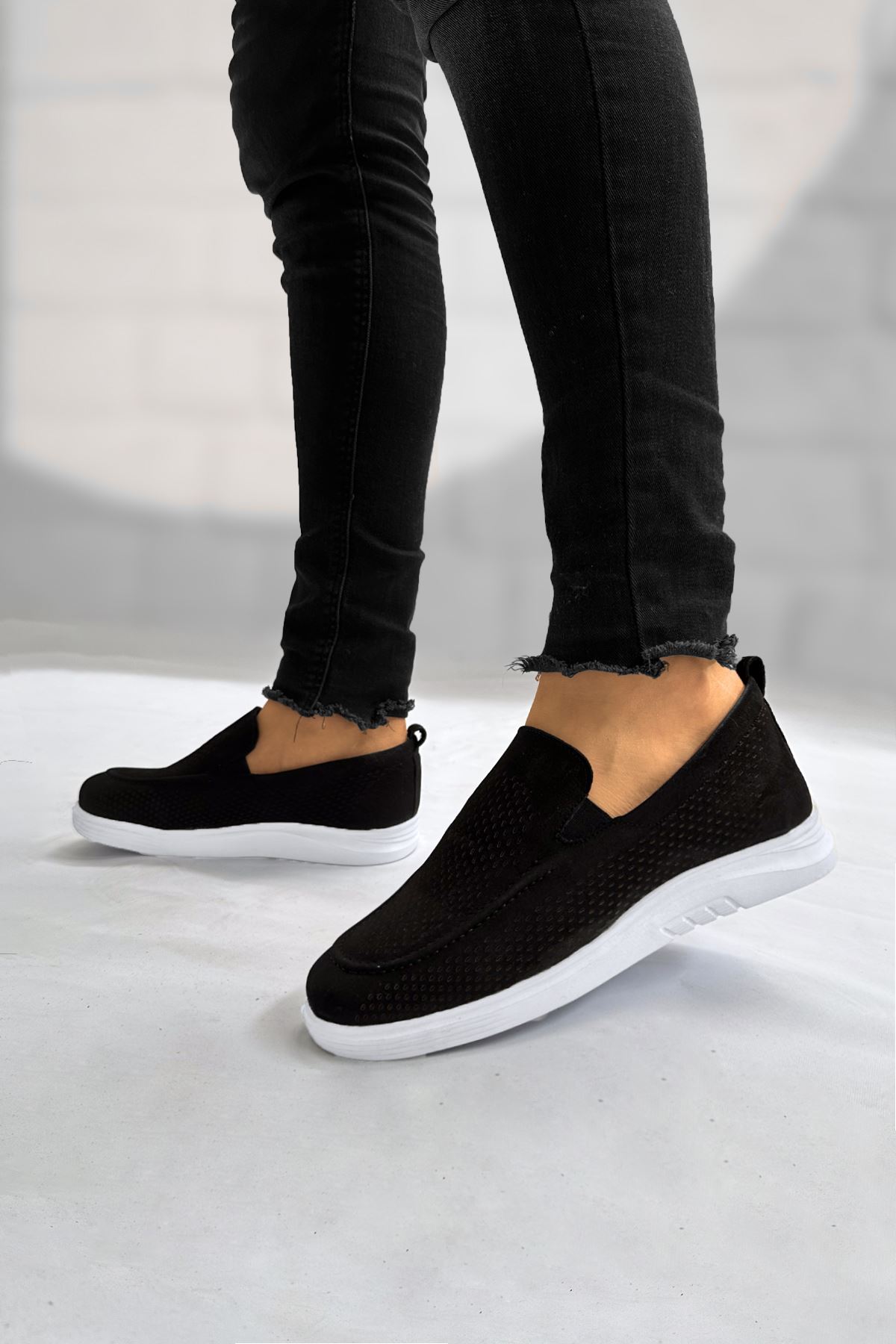 Siyah Beyaz Nubuk Hakiki Deri Ultra Rahat Yazlık Erkek Corcik Ayakkabı