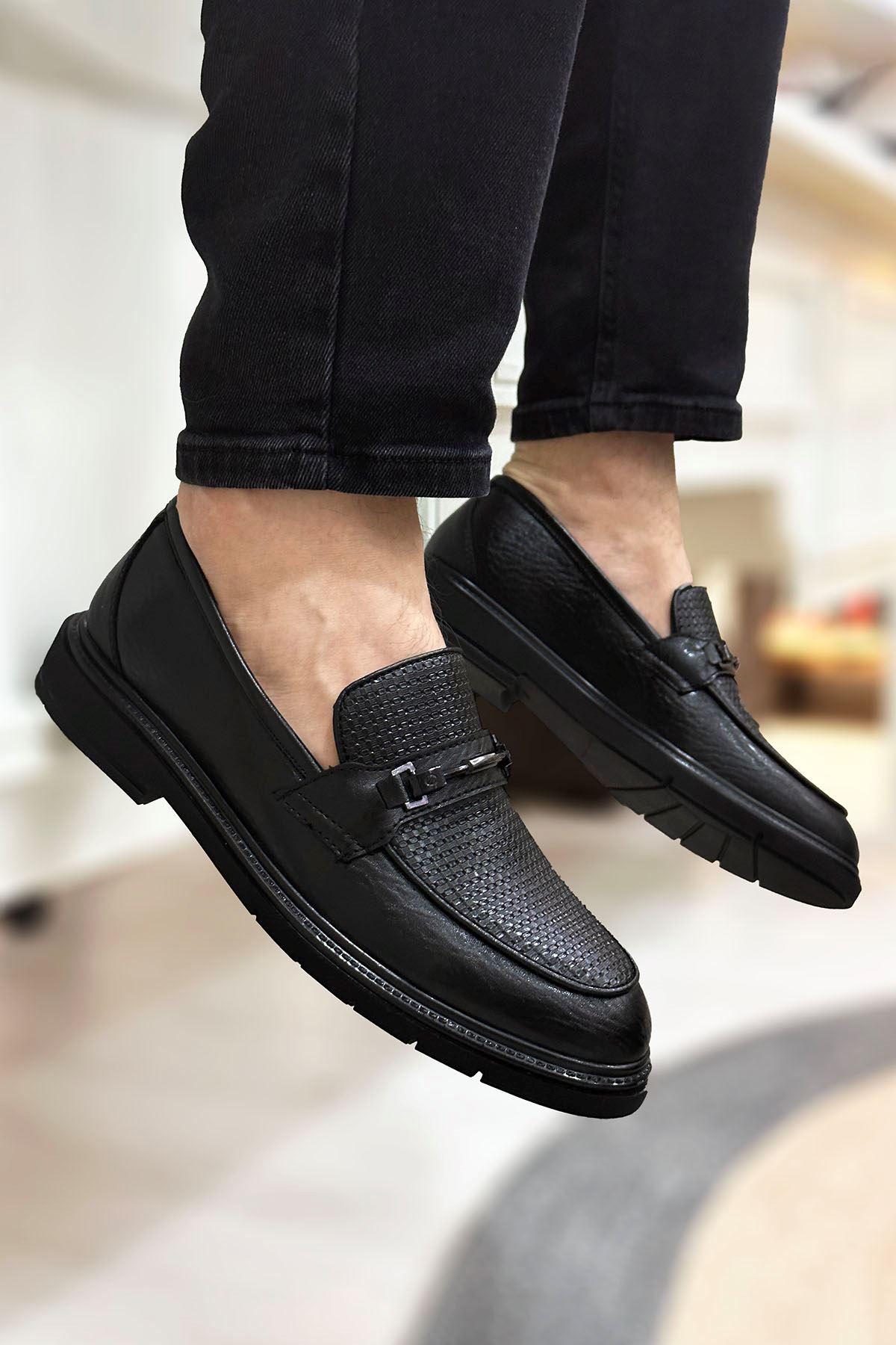 Siyah Desenli Tokalı Erkek Klasik Ayakkabı