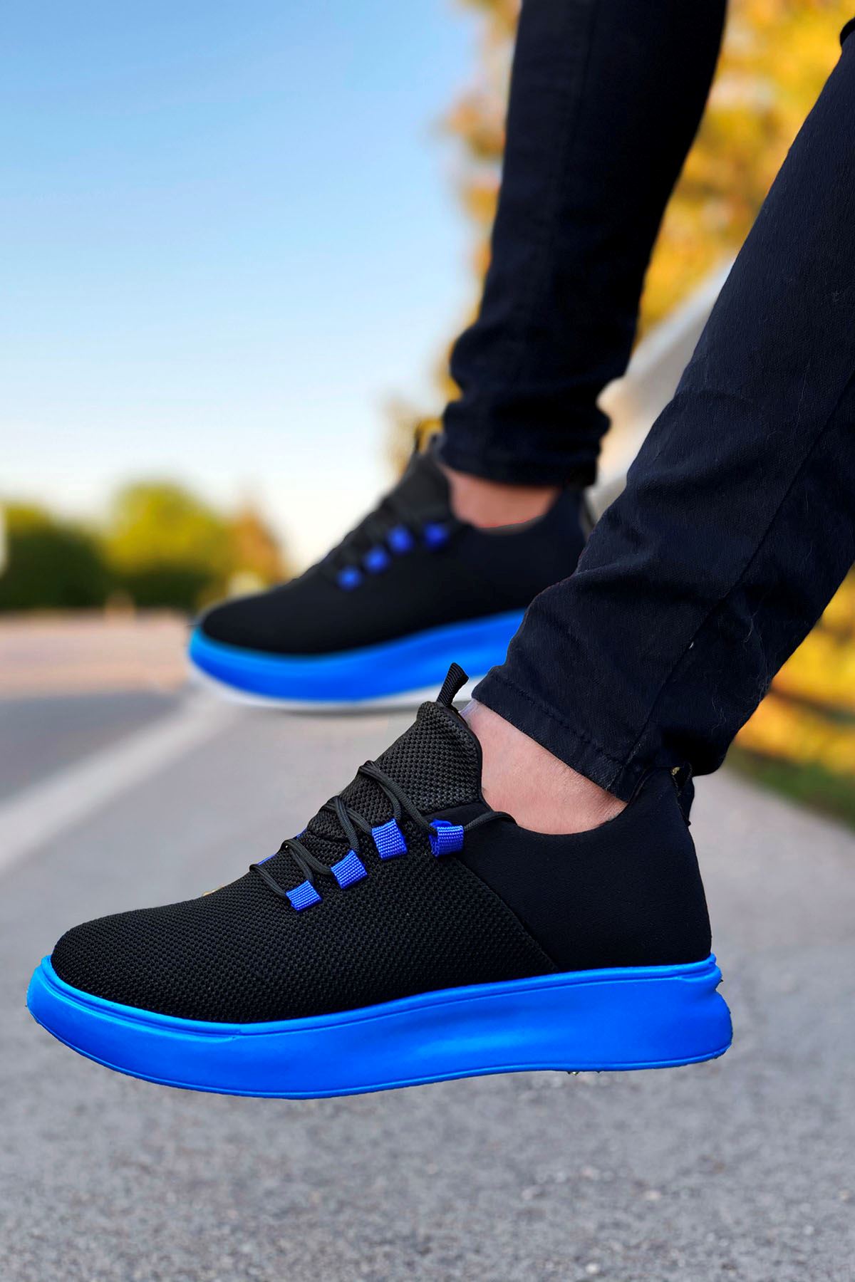 Siyah Mavi Triko Ayakkabı 