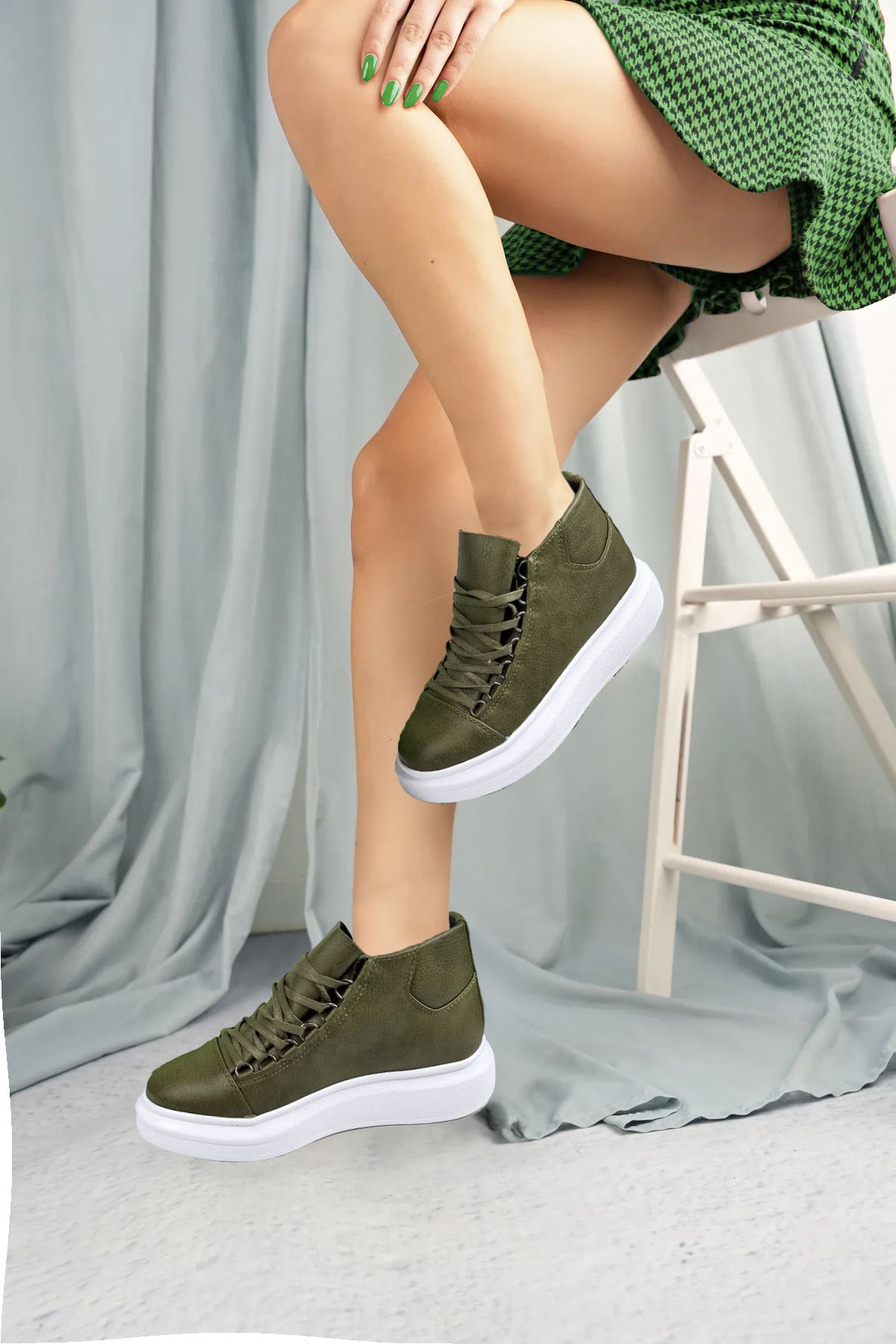 Yüksek Taban Yeşil Yazlık Kadın Ayakkabı