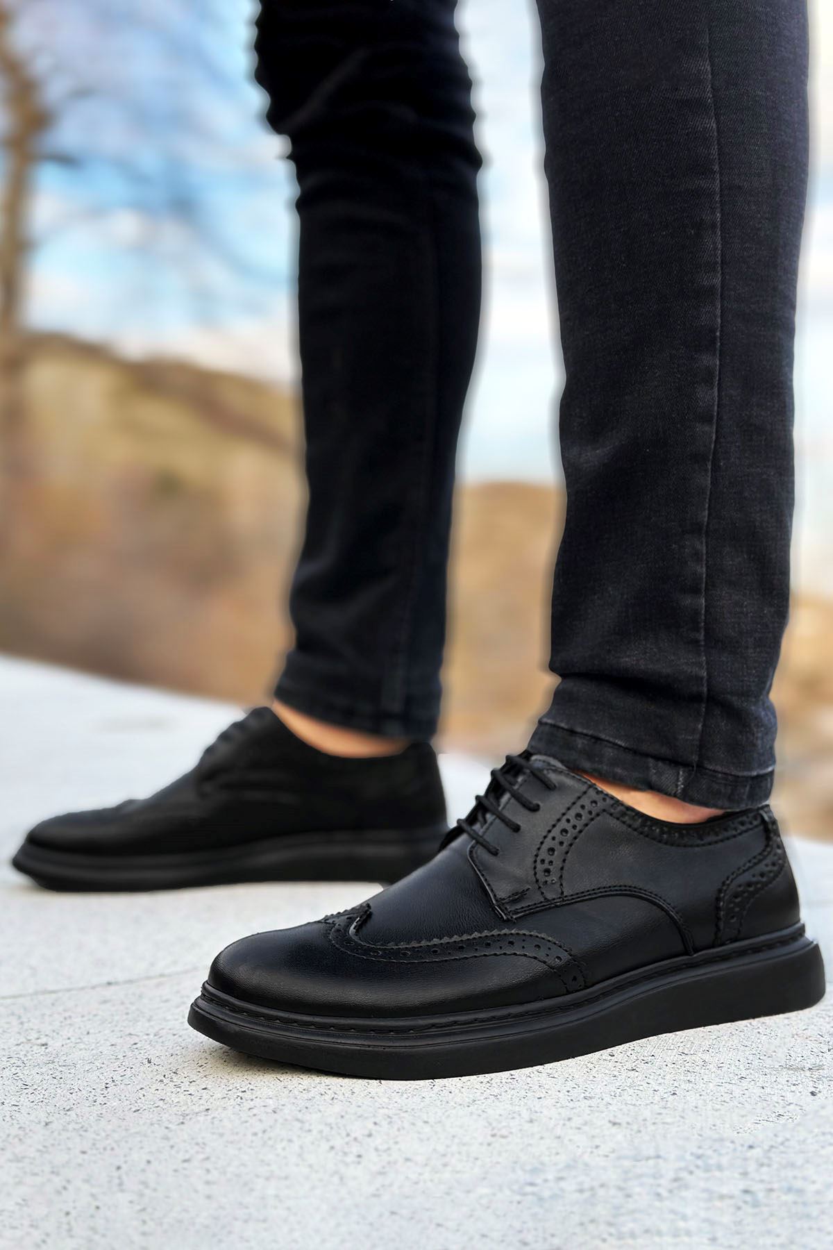 Siyah Desenli Bağcıklı Erkek Klasik Ayakkabı