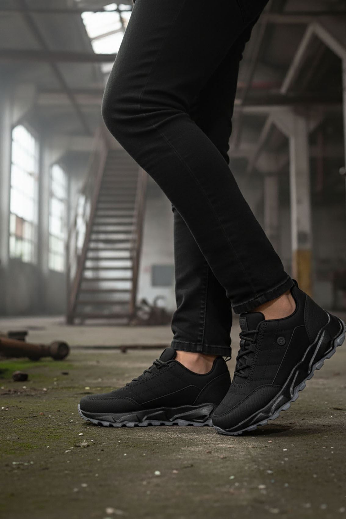 Siyah Outdoor Trekking Erkek Ayakkabı