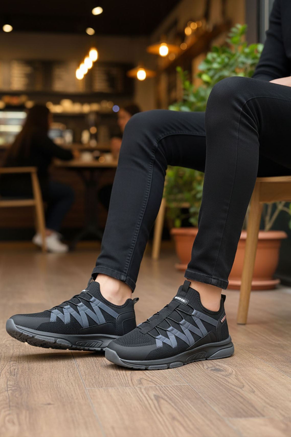 Siyah Füme Erkek Spor Ayakkabı