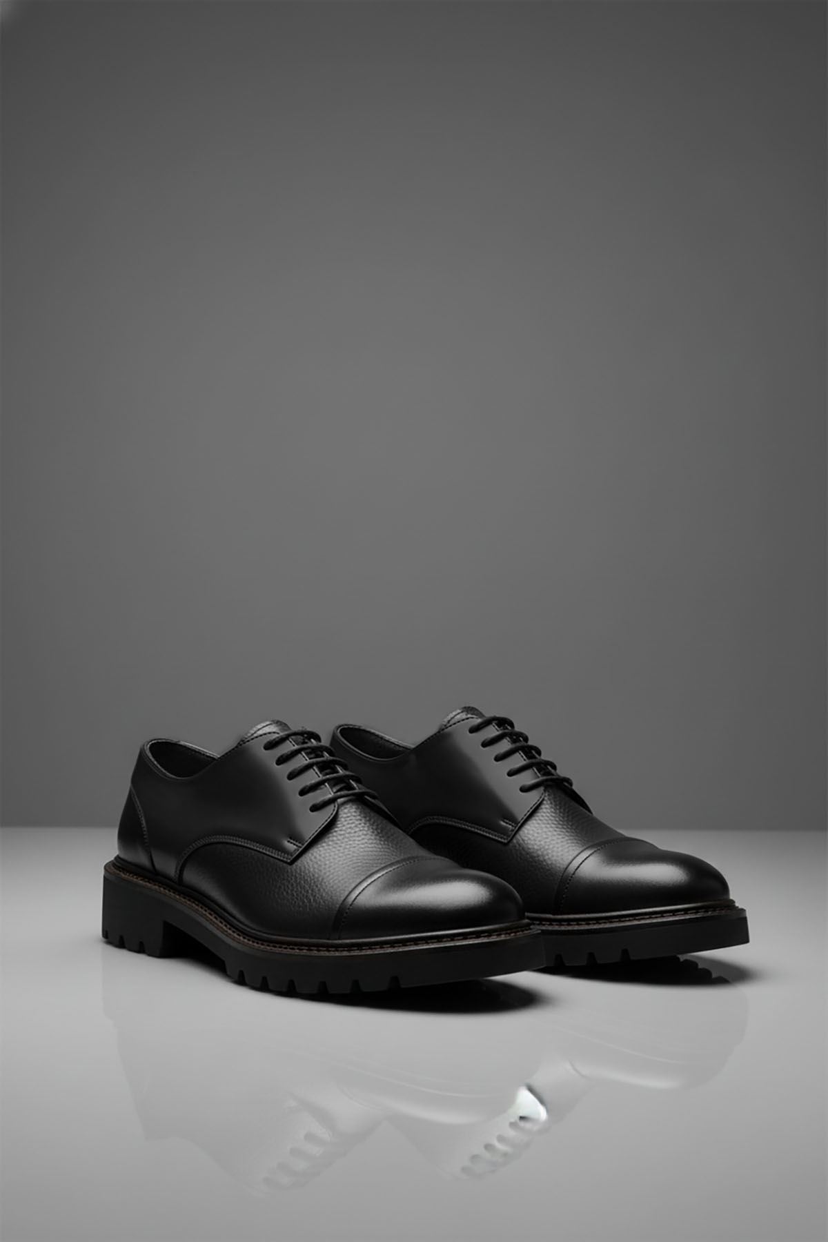 Siyah Desenli Hakiki Deri Erkek Klasik Ayakkabı