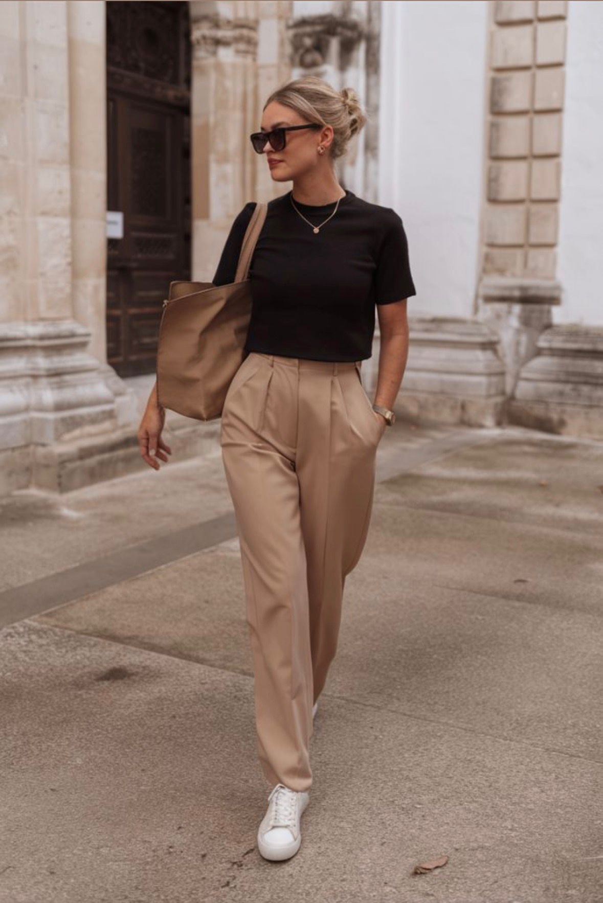 Kadın Günlük Ayakkabı Kombinleri: Şıklık Her Adımda