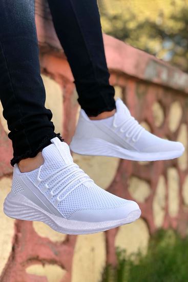 Beyaz Bağcık Detay Fileli Erkek Spor Ayakkabı