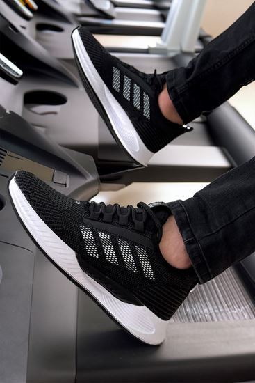 Siyah Beyaz Boost Desenli Erkek Spor Ayakkabı