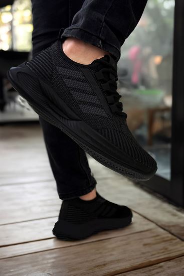 Siyah Boost Desenli Erkek Spor Ayakkabı