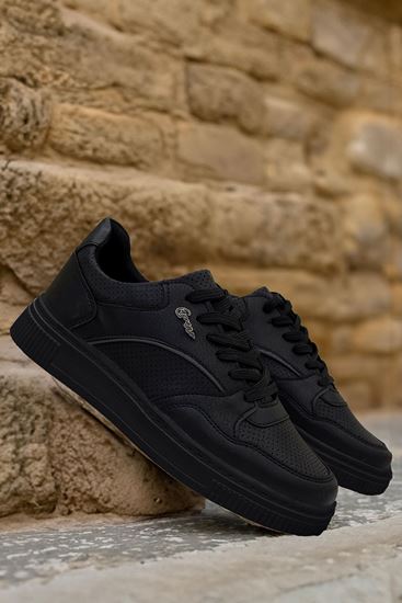 Siyah Delikli Erkek Casual Ayakkabı