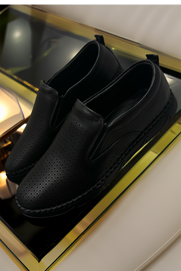 Siyah Yoko Bağcıksız Hakiki Deri Ortopedik Çarık Ayakkabı