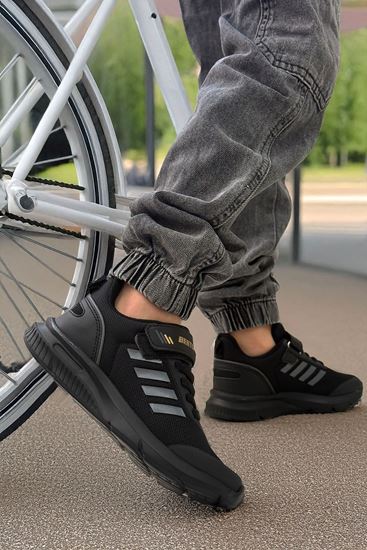 Siyah Çizgili Ultra Hafif Çocuk Spor Ayakkabı