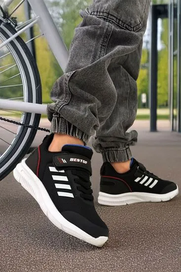 Siyah Beyaz Çizgili Ultra Hafif Çocuk Spor Ayakkabı