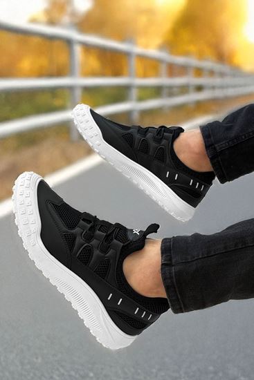 Siyah Beyaz Yazlık Trekking Erkek Spor Ayakkabı